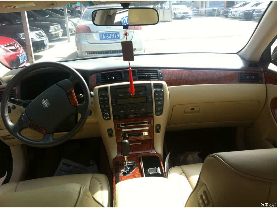 皇冠2008款 2.5l 5周年纪念版