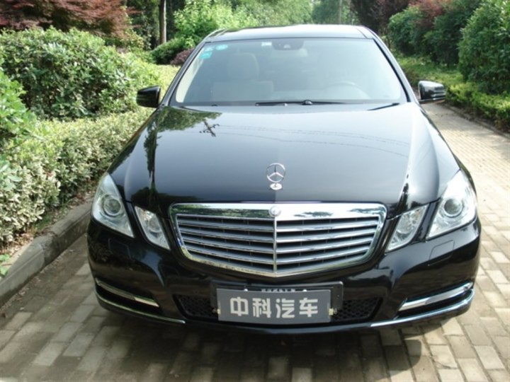 奔驰e级 2013款 e 260 l cgi时尚型