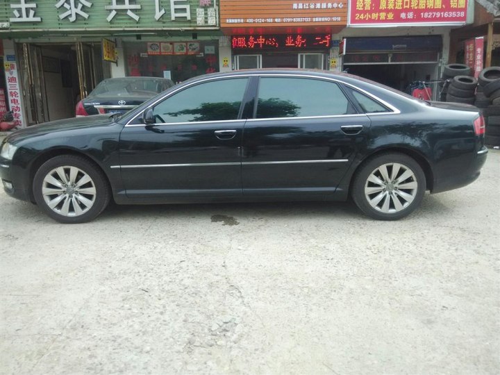 奥迪a8 2010款 a8l 3.0 fsi 百年纪念版