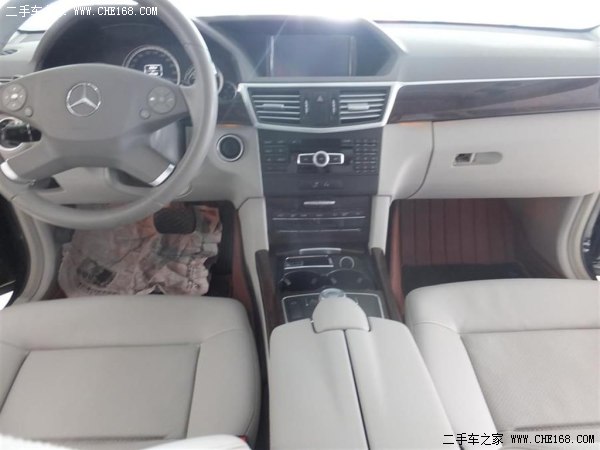 > 奔驰e级 2012款 e 200 l cgi优雅型         12年奔驰e200l加长版