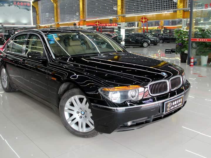 宝马7系 02款 735i