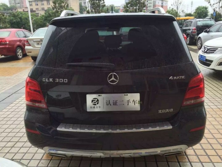 奔驰glk级 2013款 glk 300 4matic 时尚型