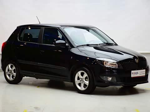 【图】北京二手晶锐 2012款 1.6l 自动酷黑版_黑色_二手车之家